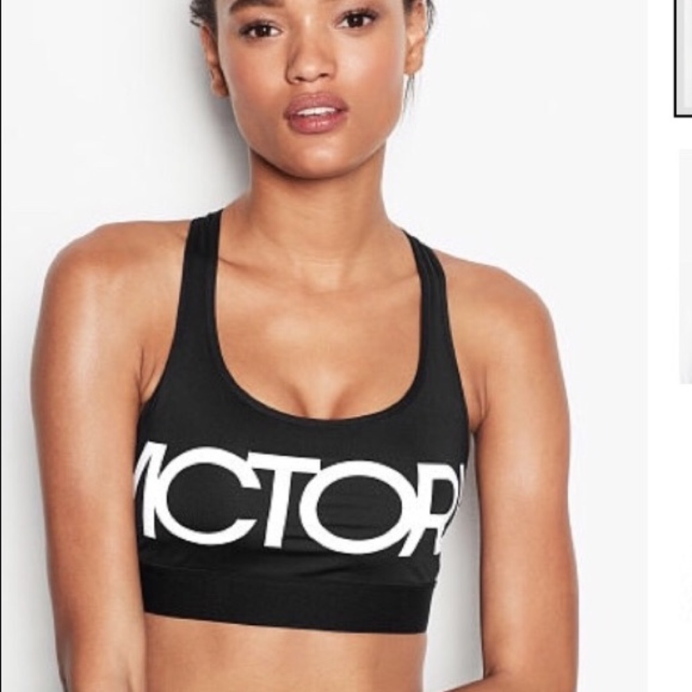 Victoria’s Secret, Victoria Sport Cross Back Bra